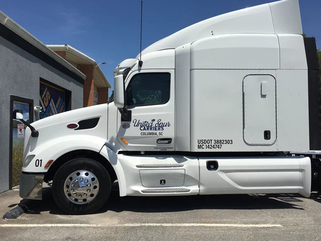 United Spur Carriers Vehicle Graphics & Lettering